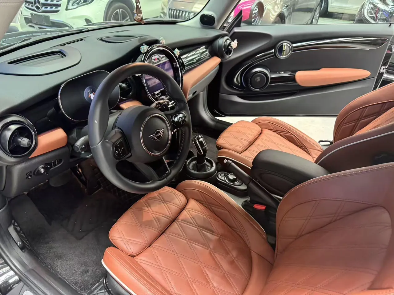MINI Mini (imported) 2023 Mini Cooper S 2.0T artist automatic gear 2