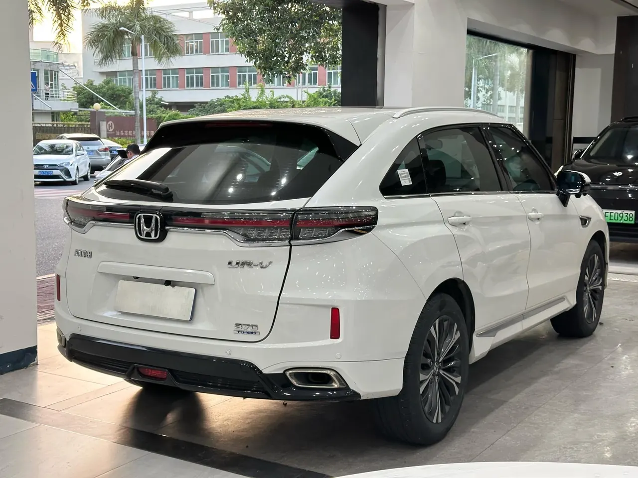 Honda 2020 UR-V 2.0T 370TURBO two-drive elegant version of automatic gear 3