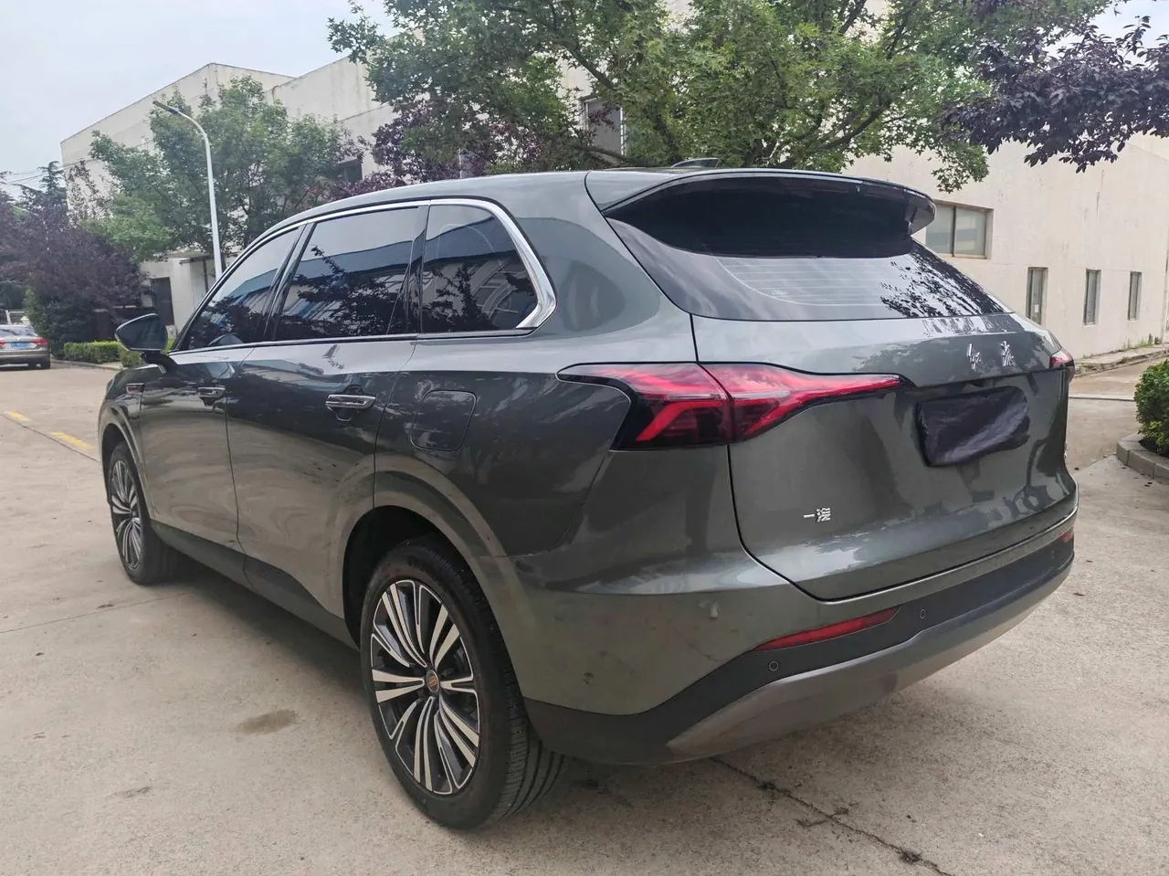 HongQi 2026 HS6 PHEV 1.5T 240 Smart Hybrid Automatic Gear 7