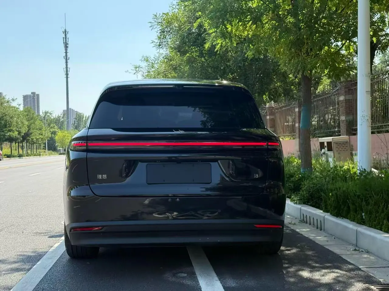 Li 2025 i8 Standard Edition Automatic Gear 6
