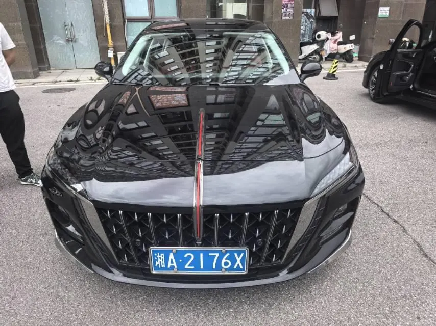 HongQi 2025 H6 2.0T to the United States version of automatic gear 2