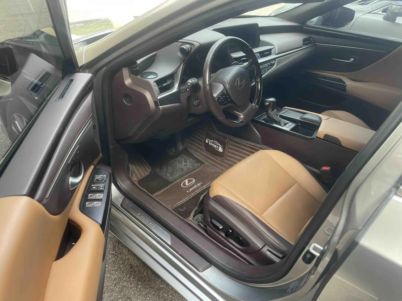 Lexus ES (Imported) 2020 ES200 2.0 Stepless Deluxe Edition Automatic Gear 3