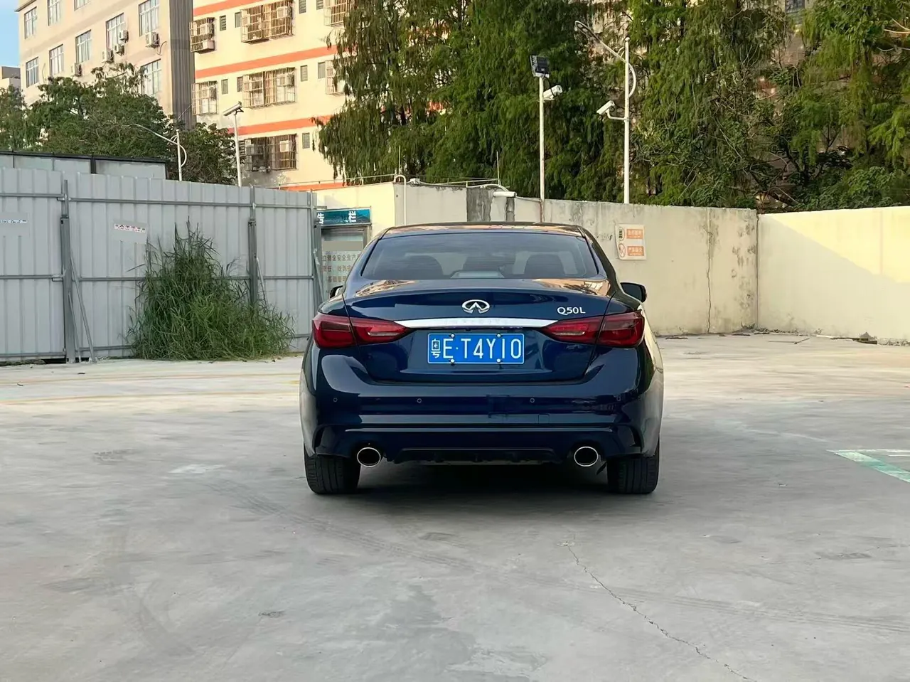 Infiniti 2021 Q50L 2.0T into the exclusive version of automatic gear 8