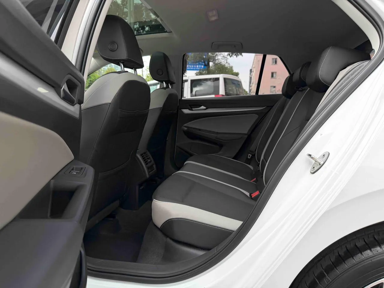 Volkswagen 2021 Golf 8 PRO 1.4TSI 280TSI Automatic 8
