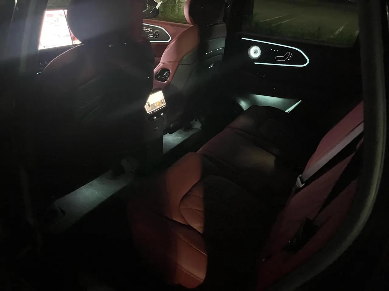 Zeekr 2026 Zeekr 8X 2.0T Ultra Edition 70kWh Automatic 3