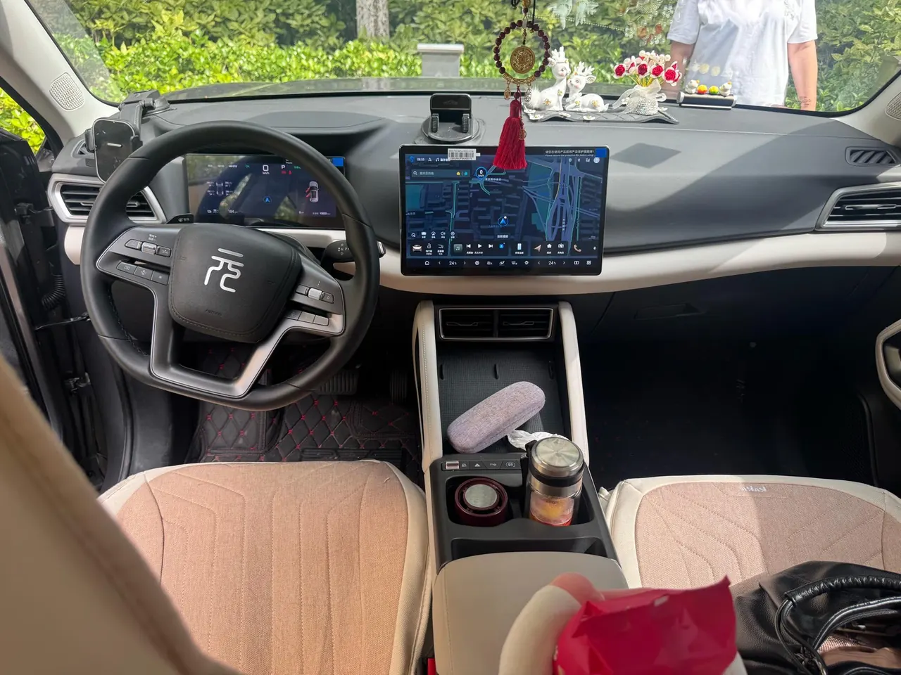 BYD 2024 Yuan UP 301KM Leading Automatic Gear 3