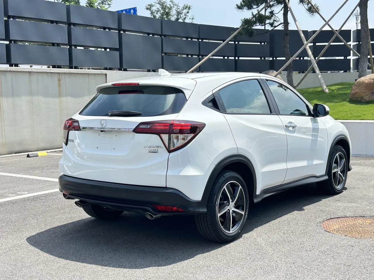 Honda 2020 Binzhi 1.5T Stepless 220TURBO Deluxe Automatic Gear 9