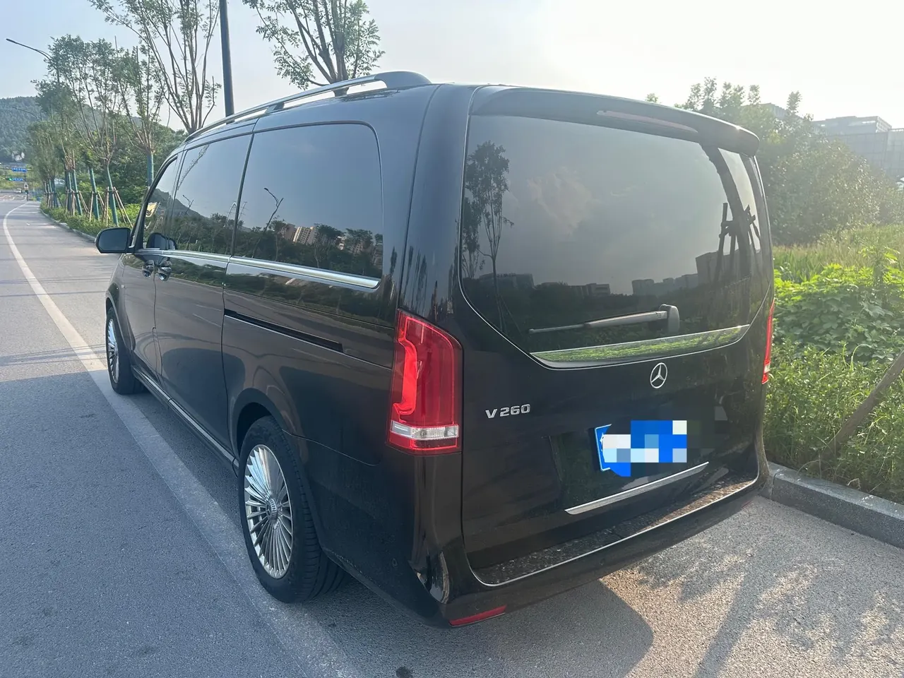 Mercedes Benz V 2022V 260 2.0T Premium Edition Automatic Gear 3