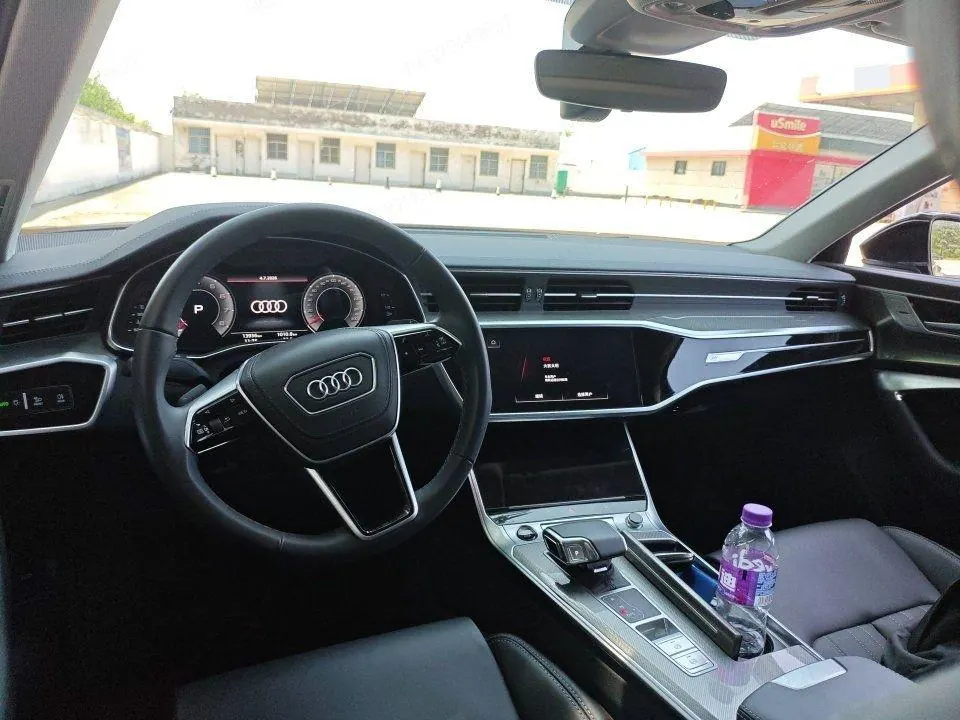 Audi 2024 A6L 2.0TFSI 45TFSI Zhenzhiya Automatic Gear 6