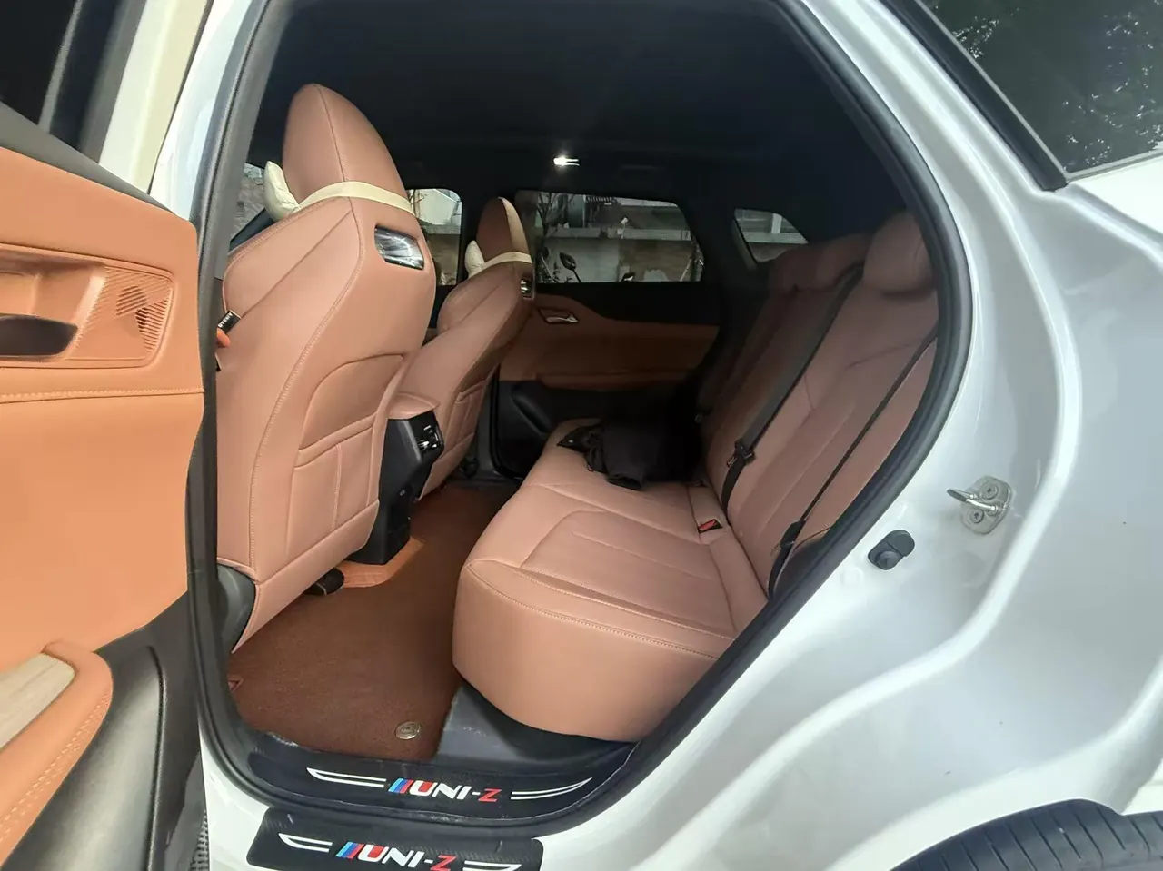 ChangAn 2025 UNI-Z Smart Electric iDD 1.5 Stepless 125km Smart New Blue Whale Battleship Edition Automatic Gear 3