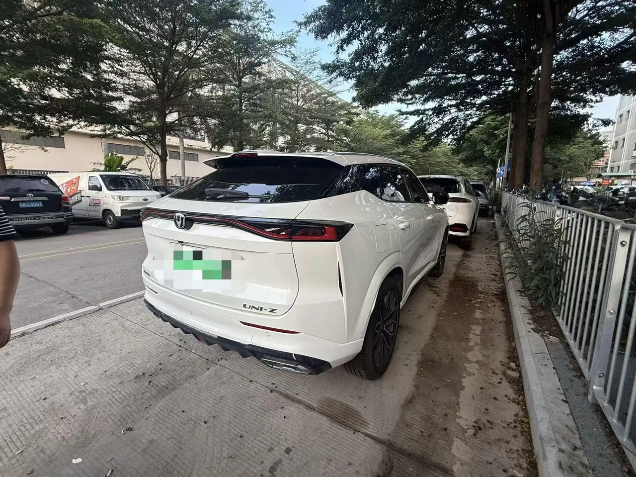 ChangAn 2025 UNI-Z Smart Electric iDD 1.5 Stepless 125km Smart New Blue Whale Battleship Edition Automatic Gear 5