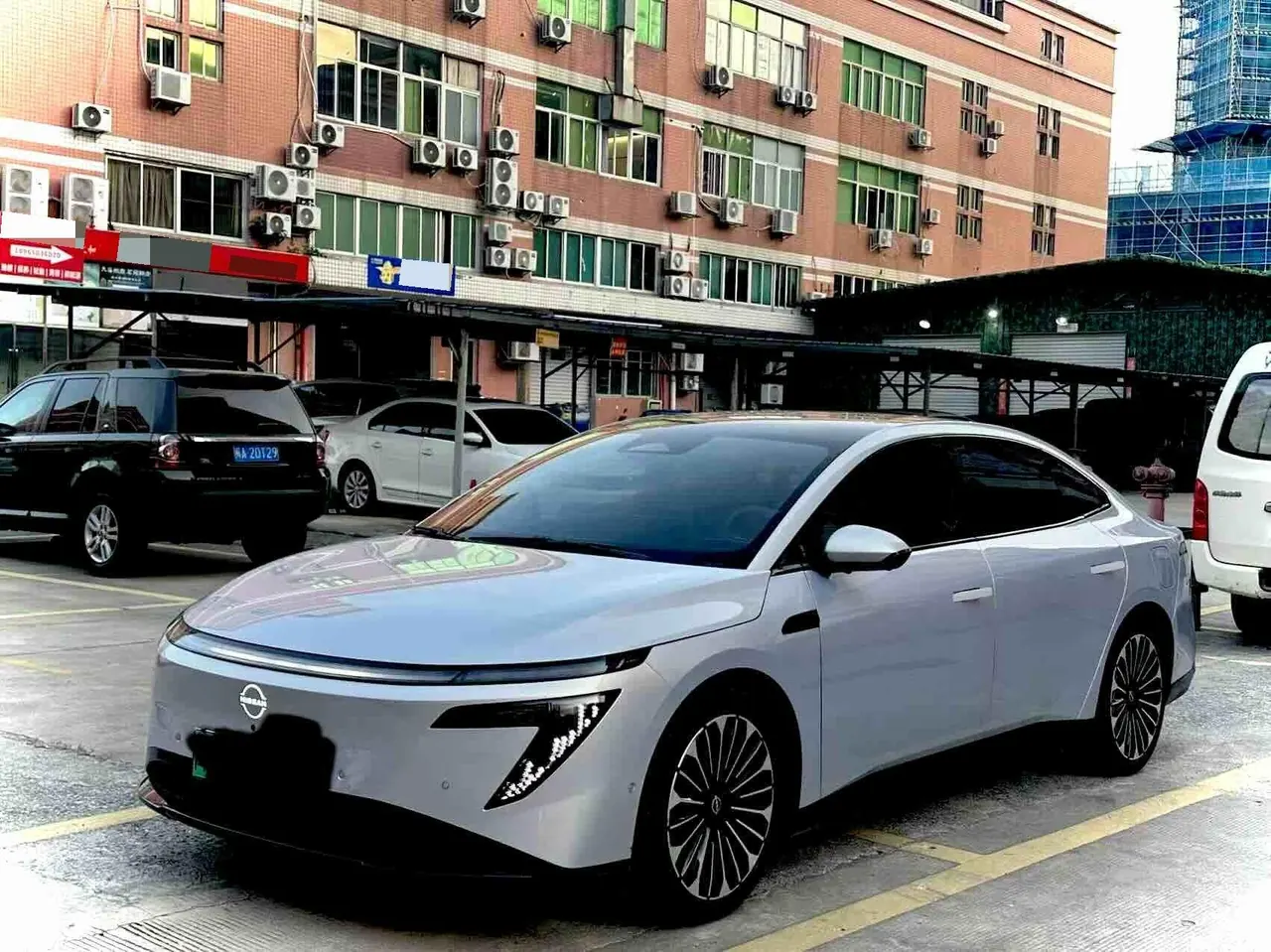 Nissan 2025 N7 625 Max Automatic 3