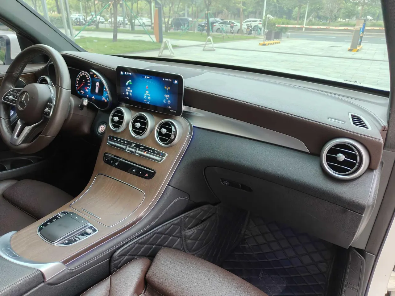 Mercedes Benz 2020 GLC 300 L 4MATIC 2.0T Luxury (Modified) Automatic Gear 7