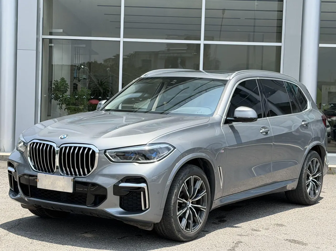 BMW 2022 X5 xDrive 30Li 2.0T exclusive m sports suit automatic gear - View 1