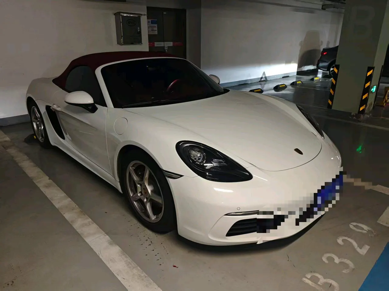 Porsche 718 (Imported) 2022 718 Spyder 2.0T Automatic 2