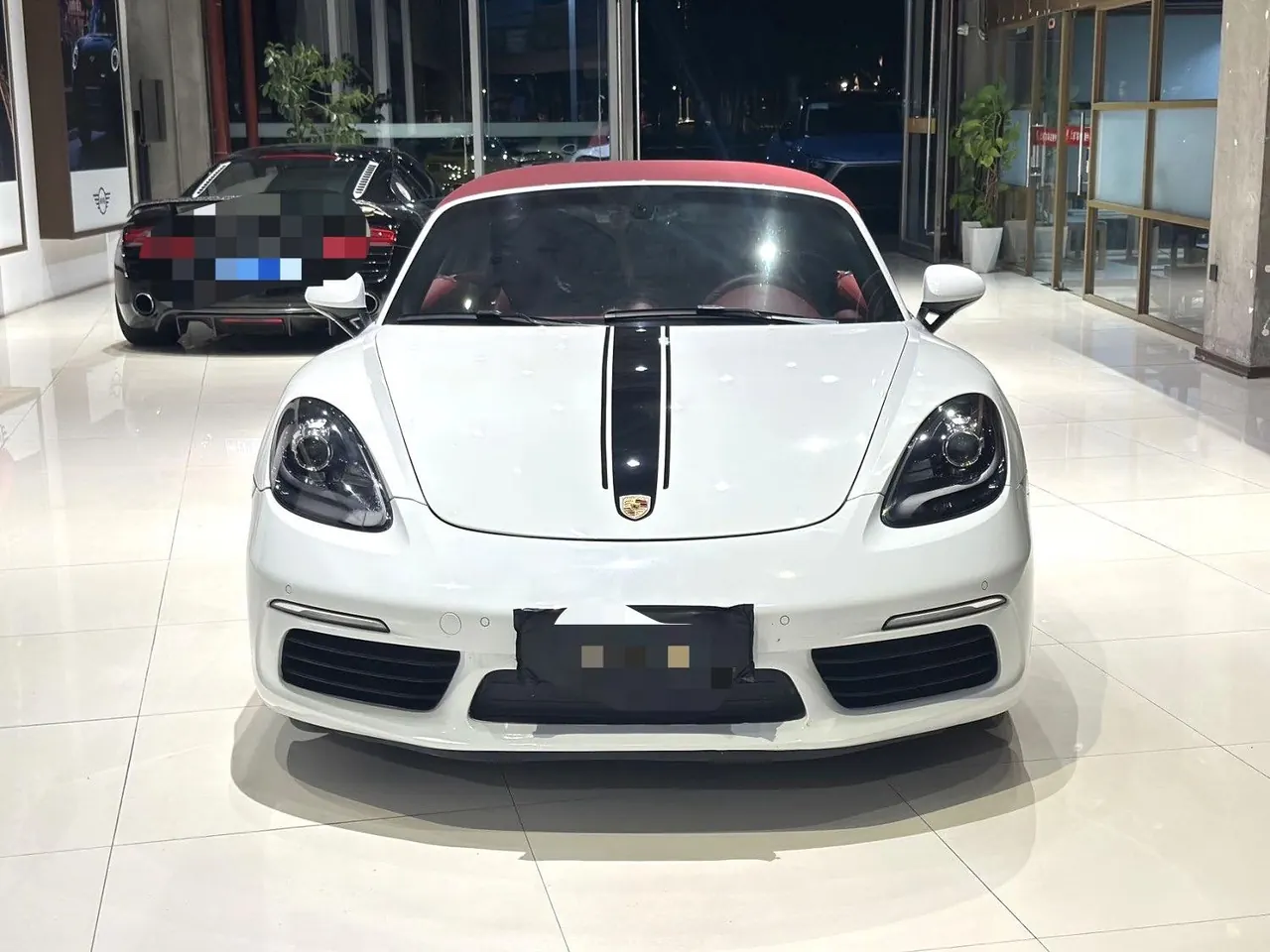 Porsche 718 (Imported) 2022 718 Boxer 2.0T Automatic 5