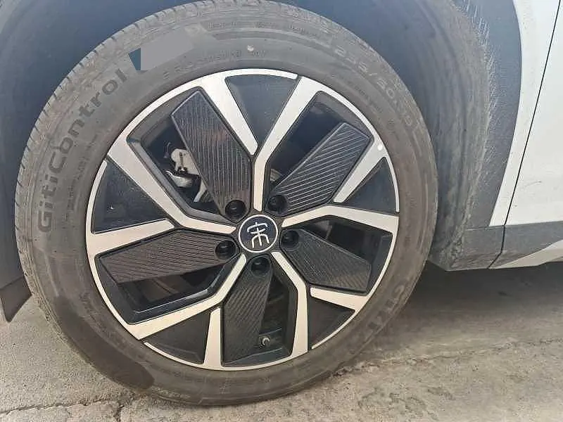BYD 2024 Song L DM-i 1.5 Stepless 160km Excellent Automatic Transmission 2