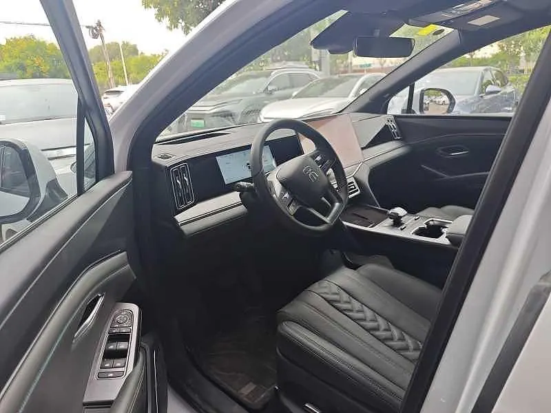 BYD 2024 Song L DM-i 1.5 Stepless 160km Excellent Automatic Transmission 3
