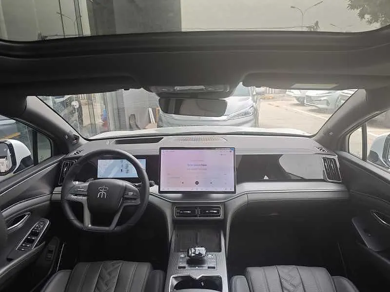 BYD 2024 Song L DM-i 1.5 Stepless 160km Excellent Automatic Transmission 4