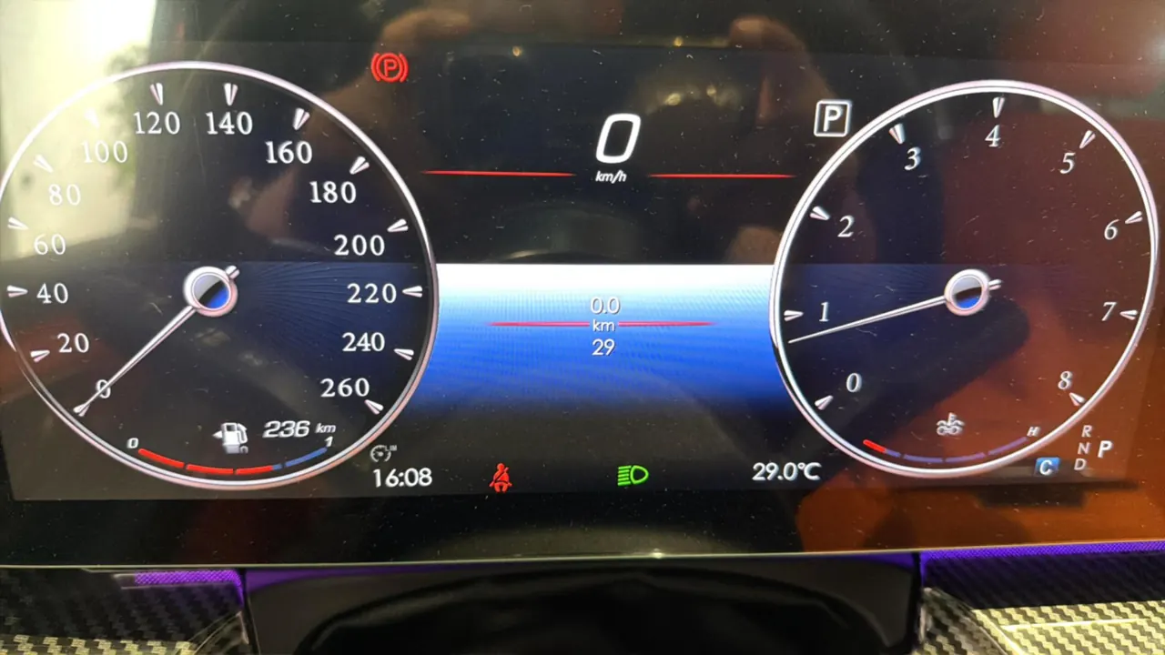 Mercedes Benz 2024 Vito 2.0T Business Edition 7-seat Automatic Gear 10
