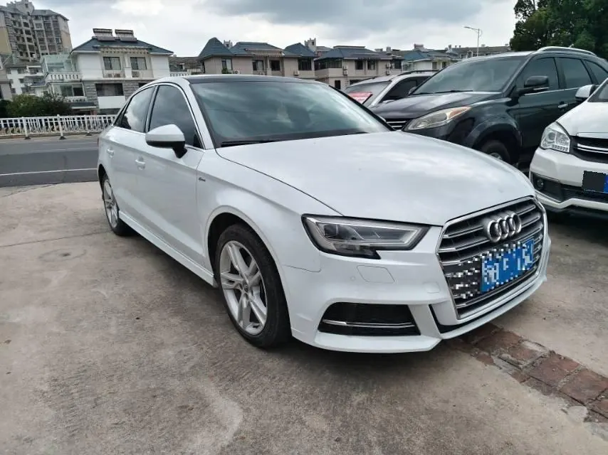 Audi 2020 A3 Limousine 1.4TFSI 35TFSI Fashion Automatic 3