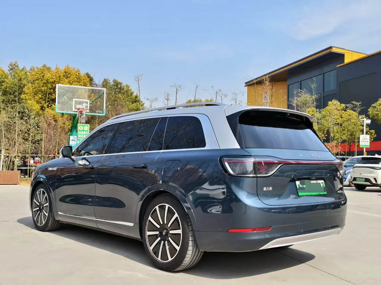 AITO 2024 AITO M9 EV Pure Electric Ultra Edition 100kWh5-seat Edition Automatic Gear 5