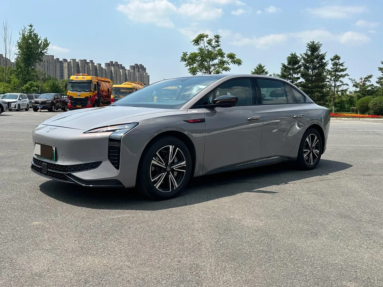 HongQi 2024 EH 7 820 Pro automatic gear - View 1