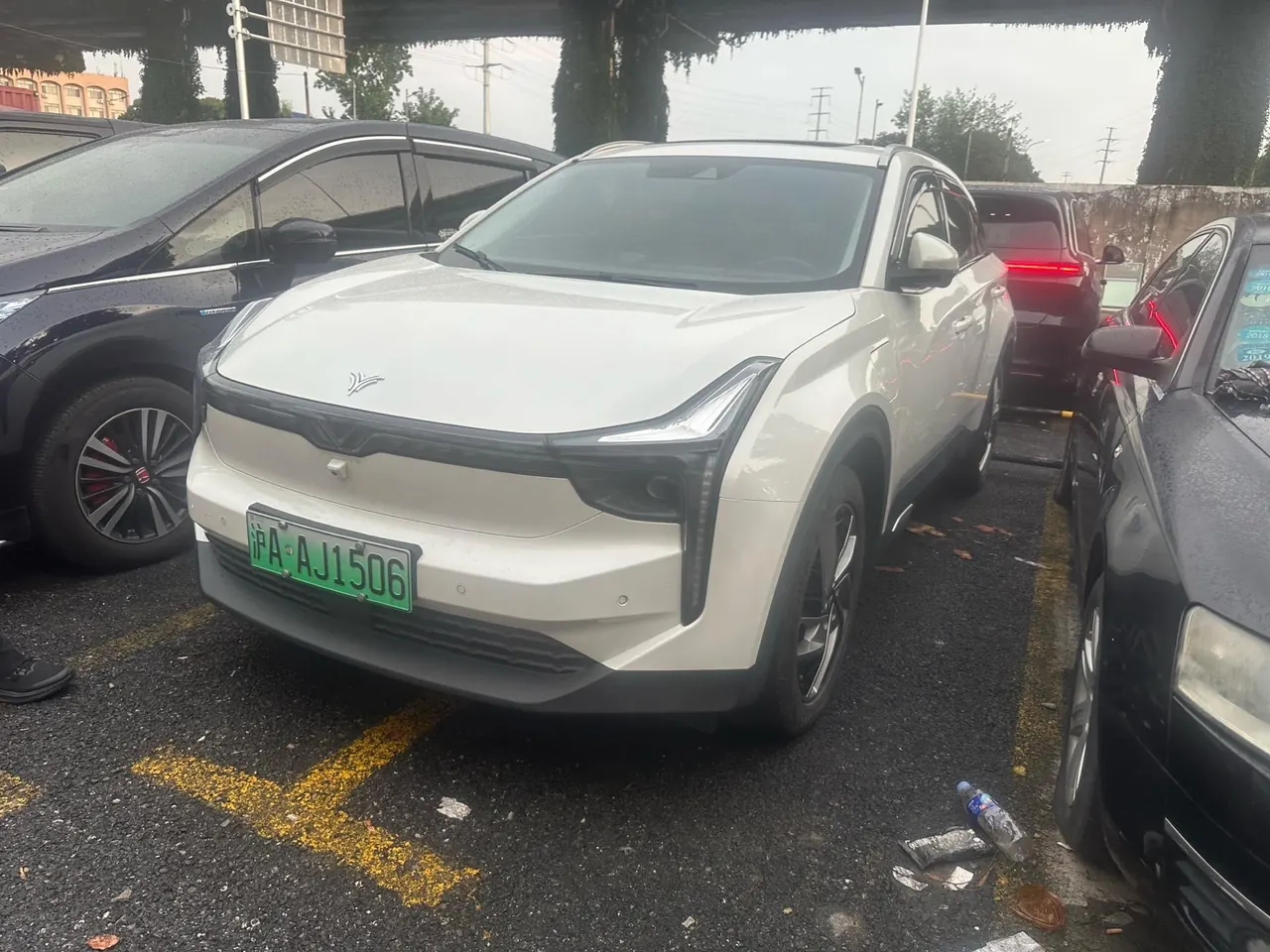 Open image lightbox: Neta 2022 Neta U Pro 610 Enjoy Driving Edition Automatic Transmission