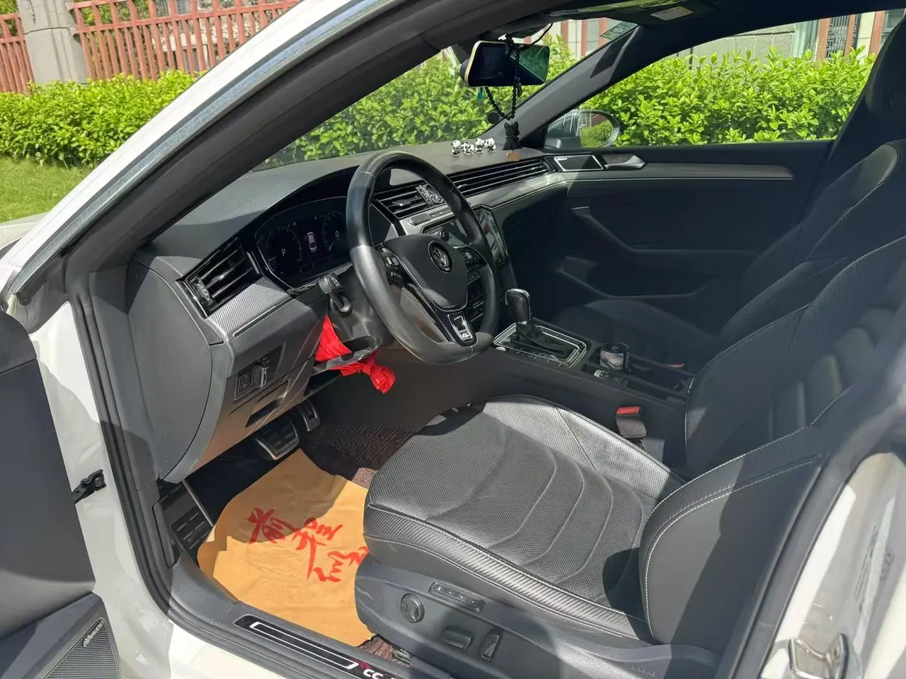 Volkswagen 2020 CC 2.0TSI 330TSI beauty version of automatic gear 6