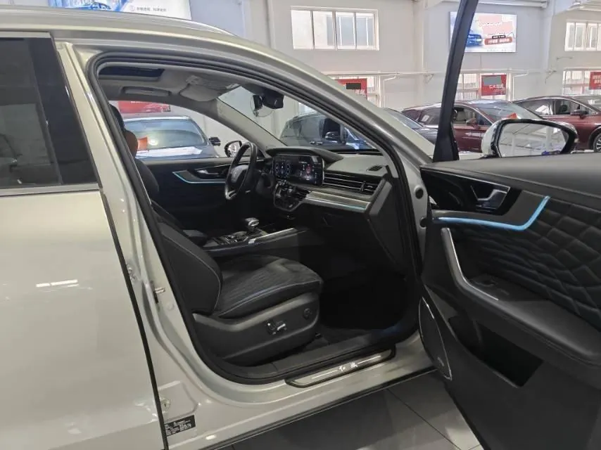 HongQi 2022 HS5 2.0T Zhilian Flag Edition Automatic Gear 6