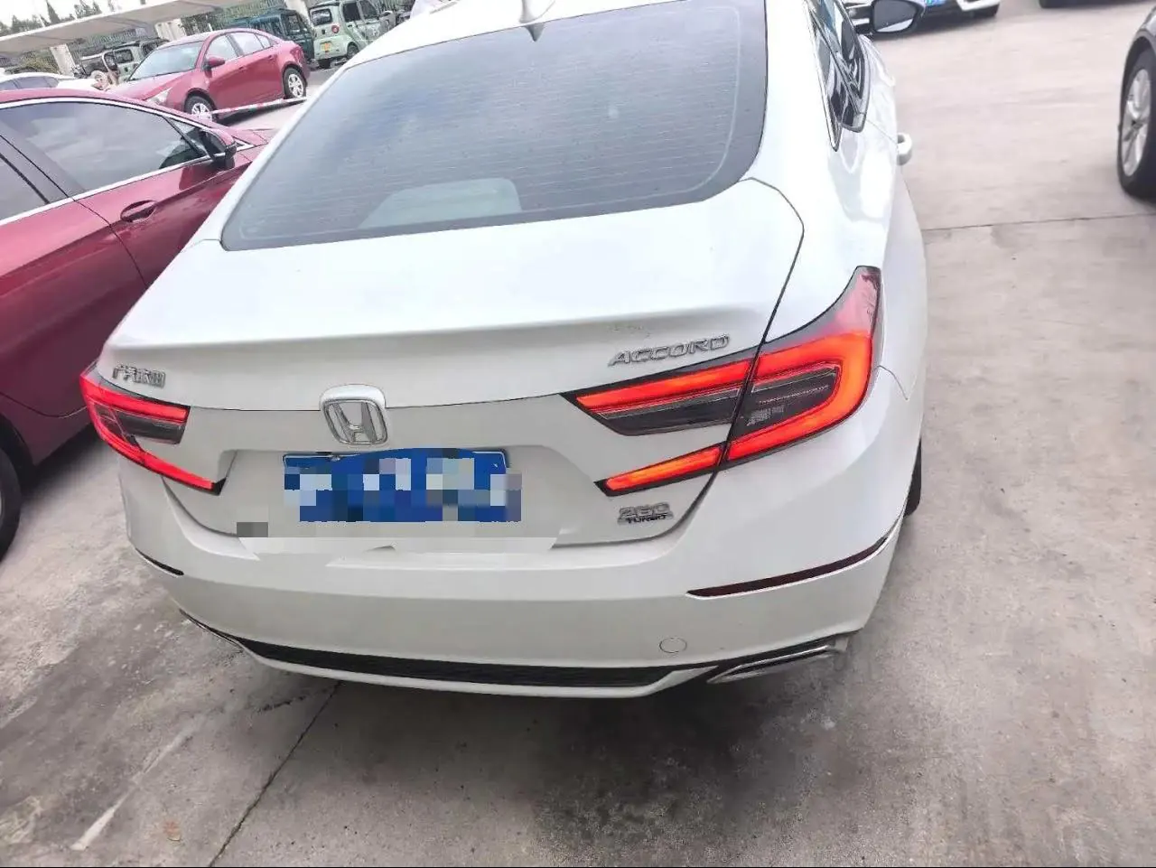 Honda 2022 10th Generation Accord 1.5T Stepless 260TURBO Deluxe Automatic Gear 9