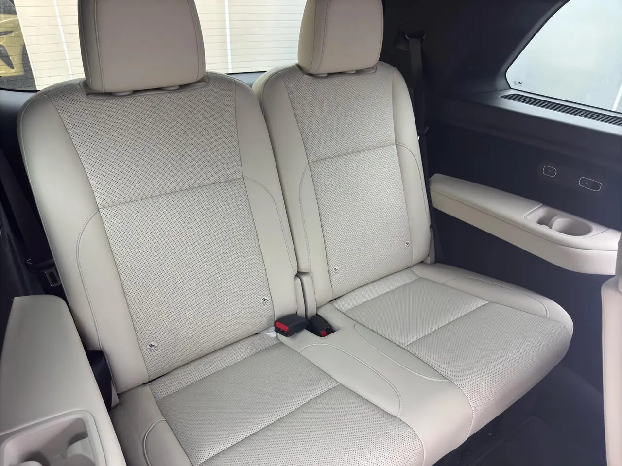 Li 2022 L9 1.5T Max Edition Automatic Gear 9