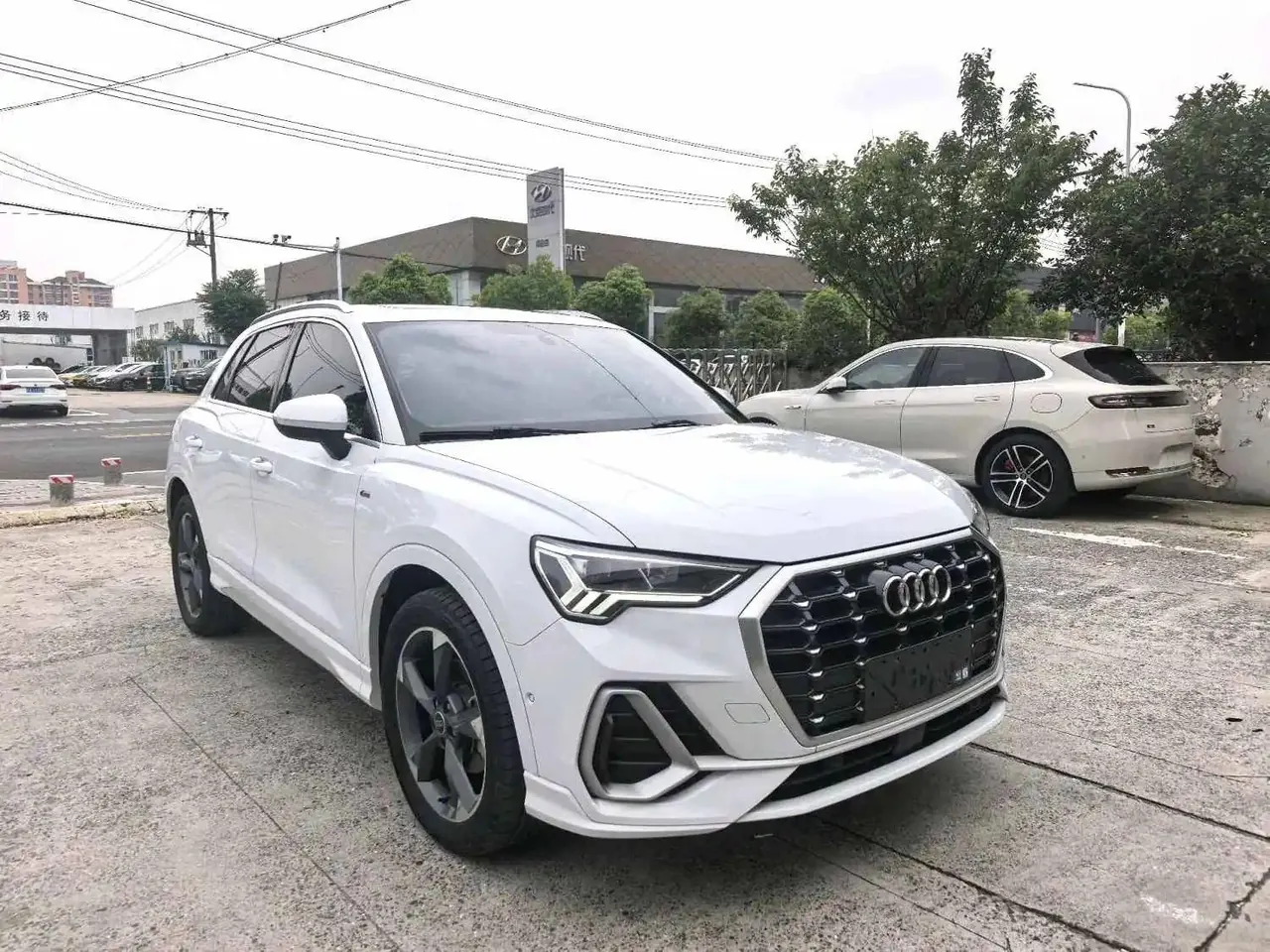Audi 2023 Q3 1.4TFSI 35TFSI Fashion Dynamic Automatic 2