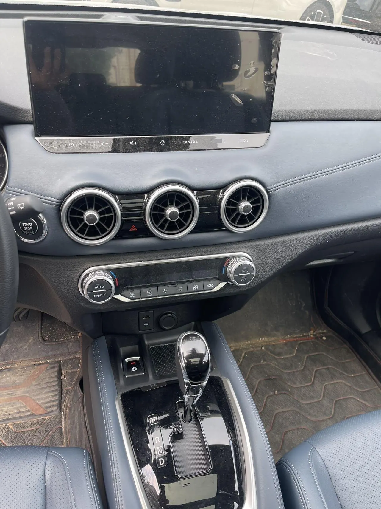 Nissan 2025 Qijun Honor 2.0 Stepless Two-Drive Leading Edition Automatic Transmission 4