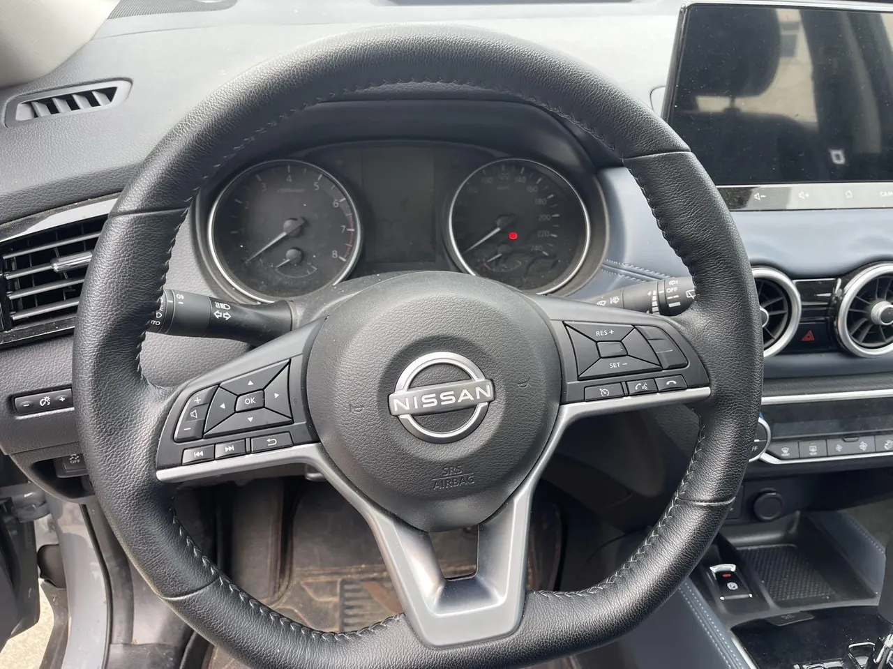 Nissan 2025 Qijun Honor 2.0 Stepless Two-Drive Leading Edition Automatic Transmission 5