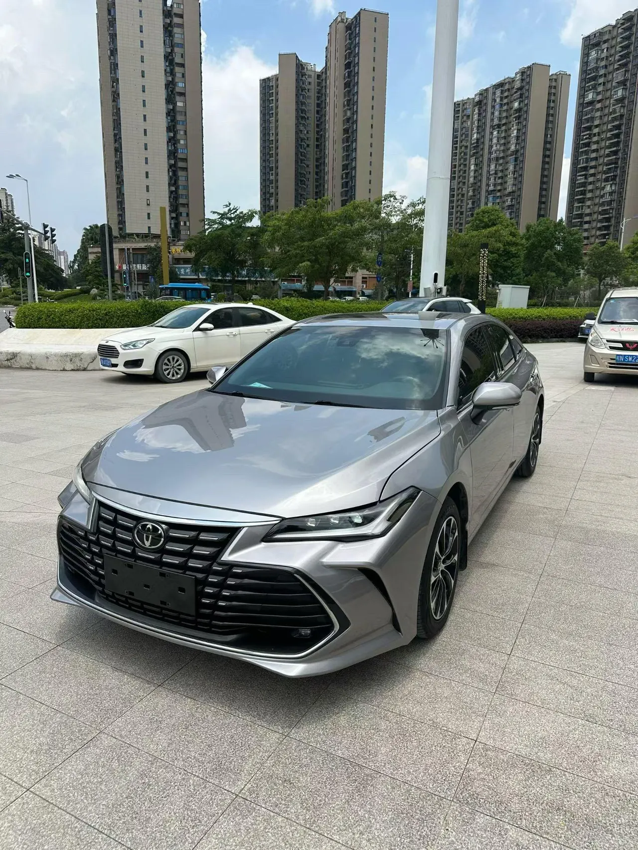 Open image lightbox: Toyota 2022 Asian Dragon 2.0 Stepless Deluxe Edition Automatic Gear