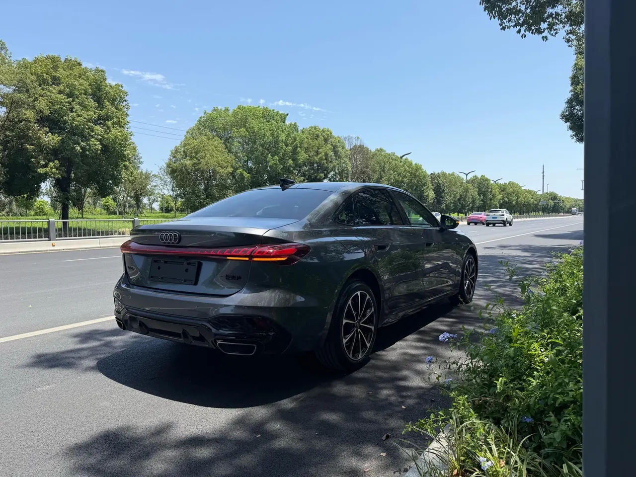 Audi 2026 A5L 2.0T Sport Plus Automatic 9