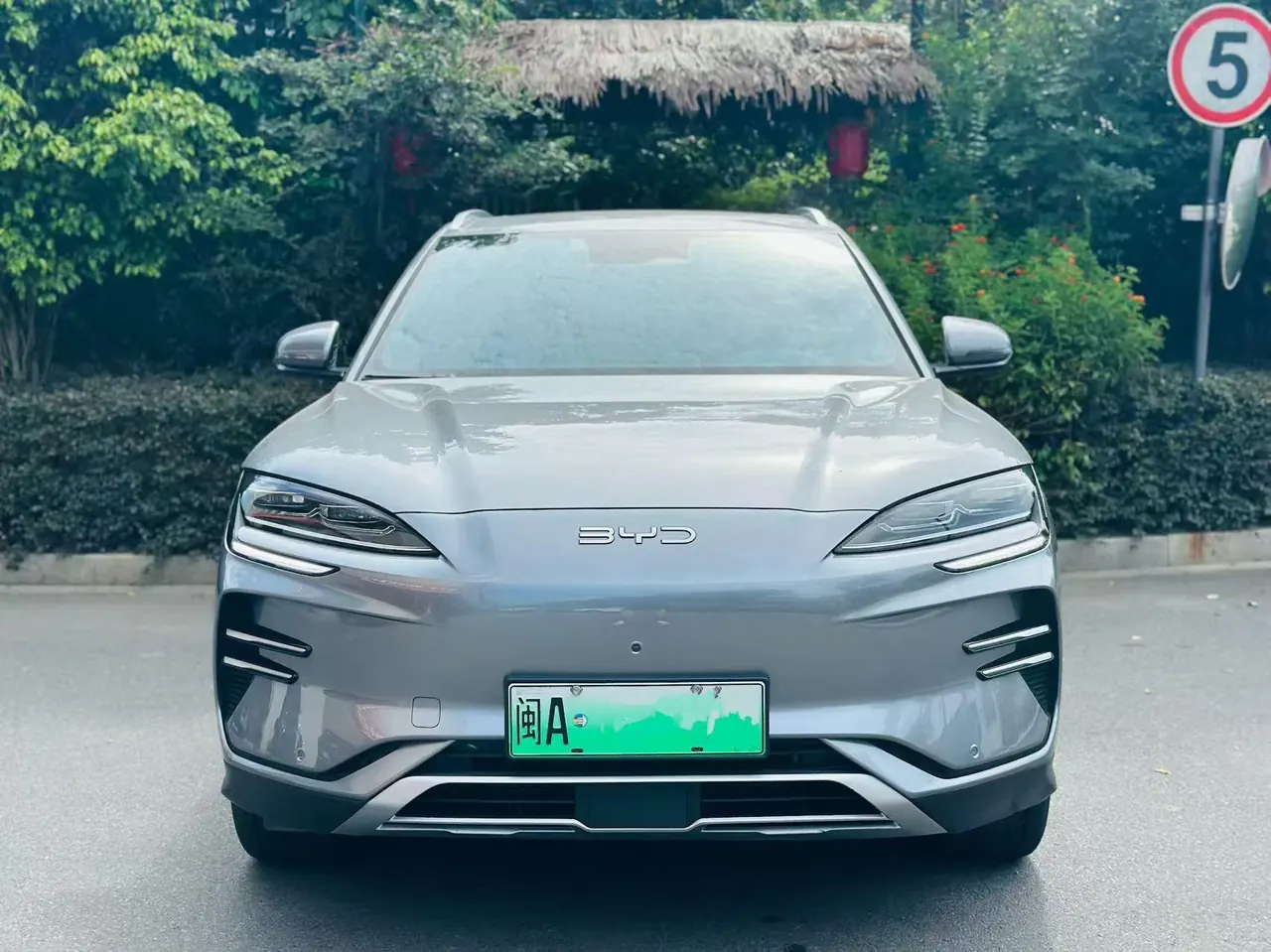 BYD Song PLUS New Energy 2024 Song PLUS EV Glory Edition 520km Luxury Automatic Gear 2