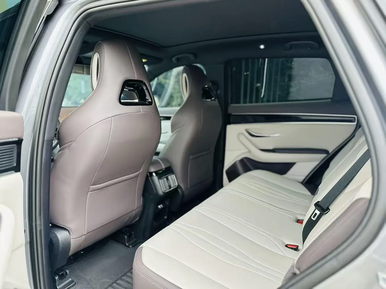 BYD Song PLUS New Energy 2024 Song PLUS EV Glory Edition 520km Luxury Automatic Gear 4