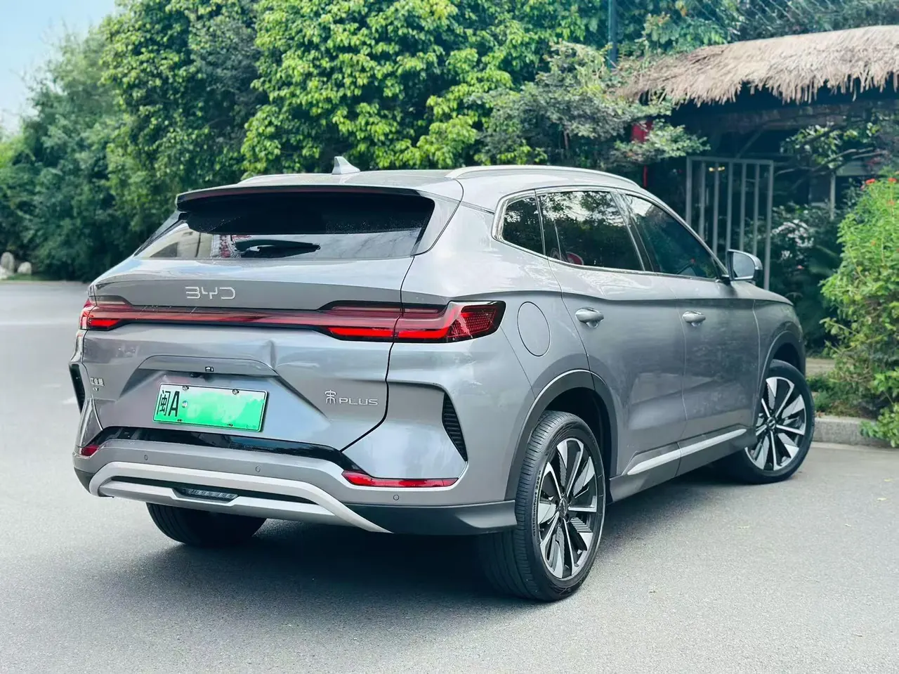 BYD Song PLUS New Energy 2024 Song PLUS EV Glory Edition 520km Luxury Automatic Gear 9