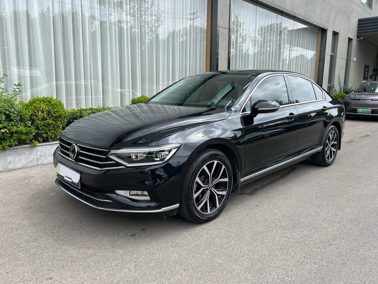 Volkswagen 2020 Magotan 2.0TSI 330TSI Leading Automatic - View 1