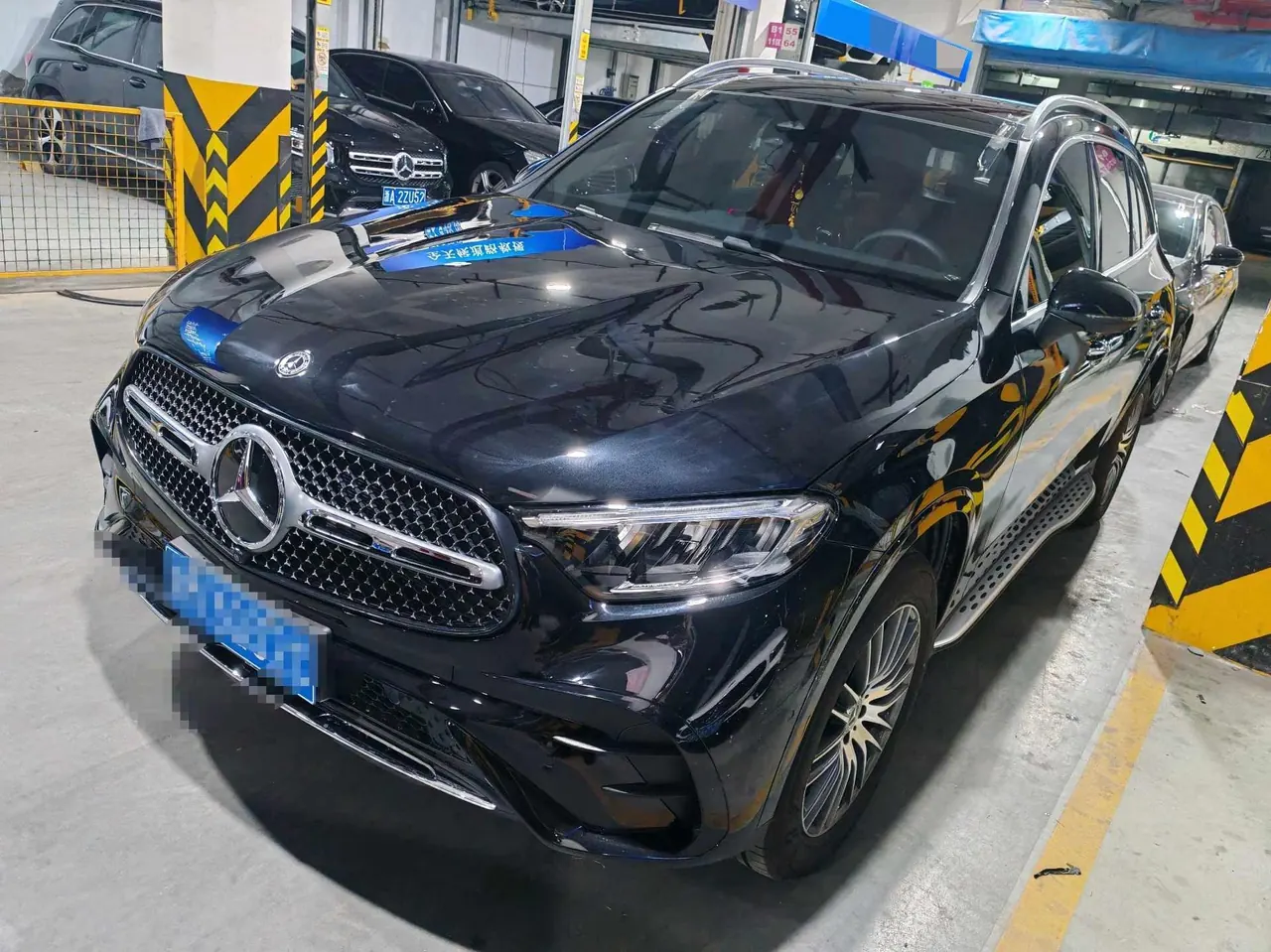 Mercedes Benz 2025 GLC 300 L 4MATIC 48V 2.0T dynamic 5-seat automatic gear - View 1