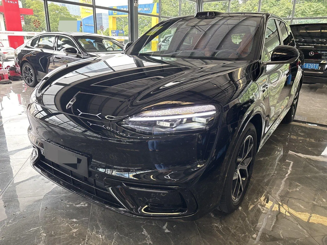 Открыть галерею: AITO 2026 AITO M6 Max 4WD Edition Automatic Gear