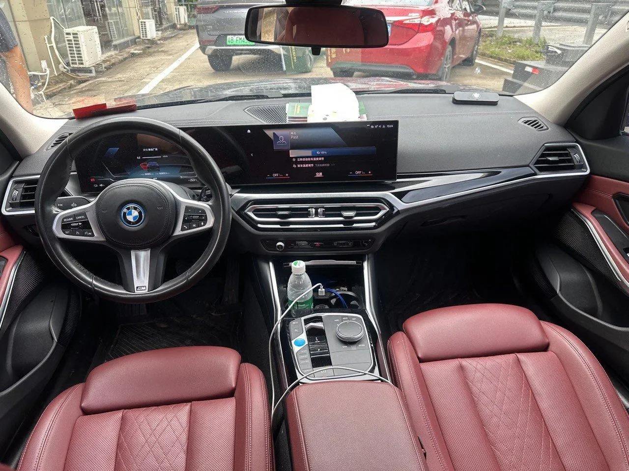 BMW 2022 i3 eDrive 35L automatic gear 4