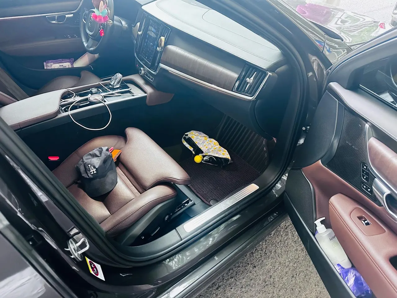 Volvo 2022 S90 48V 2.0T B5 Zhiyuan Deluxe Edition Automatic Gear 9