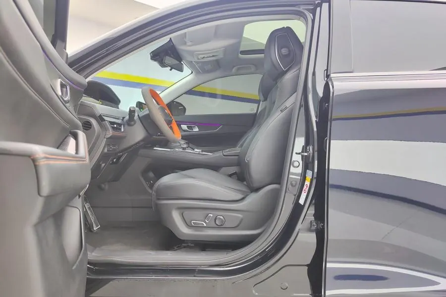 ChangAn 2022 UNI-K iDD 1.5T Blue Whale iDD Honorable Automatic Gear 3