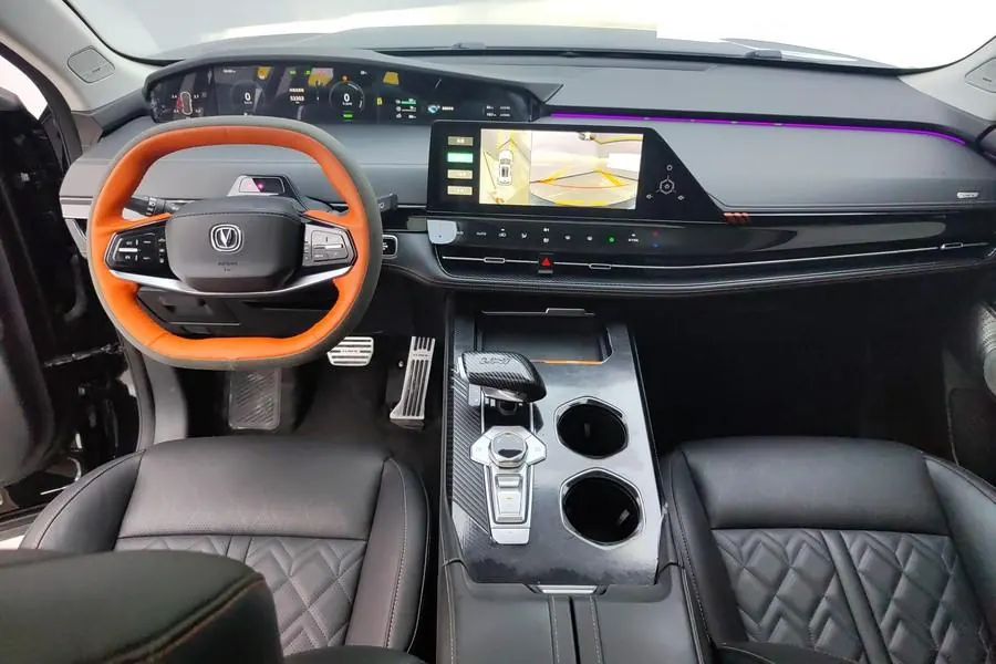 ChangAn 2022 UNI-K iDD 1.5T Blue Whale iDD Honorable Automatic Gear 4