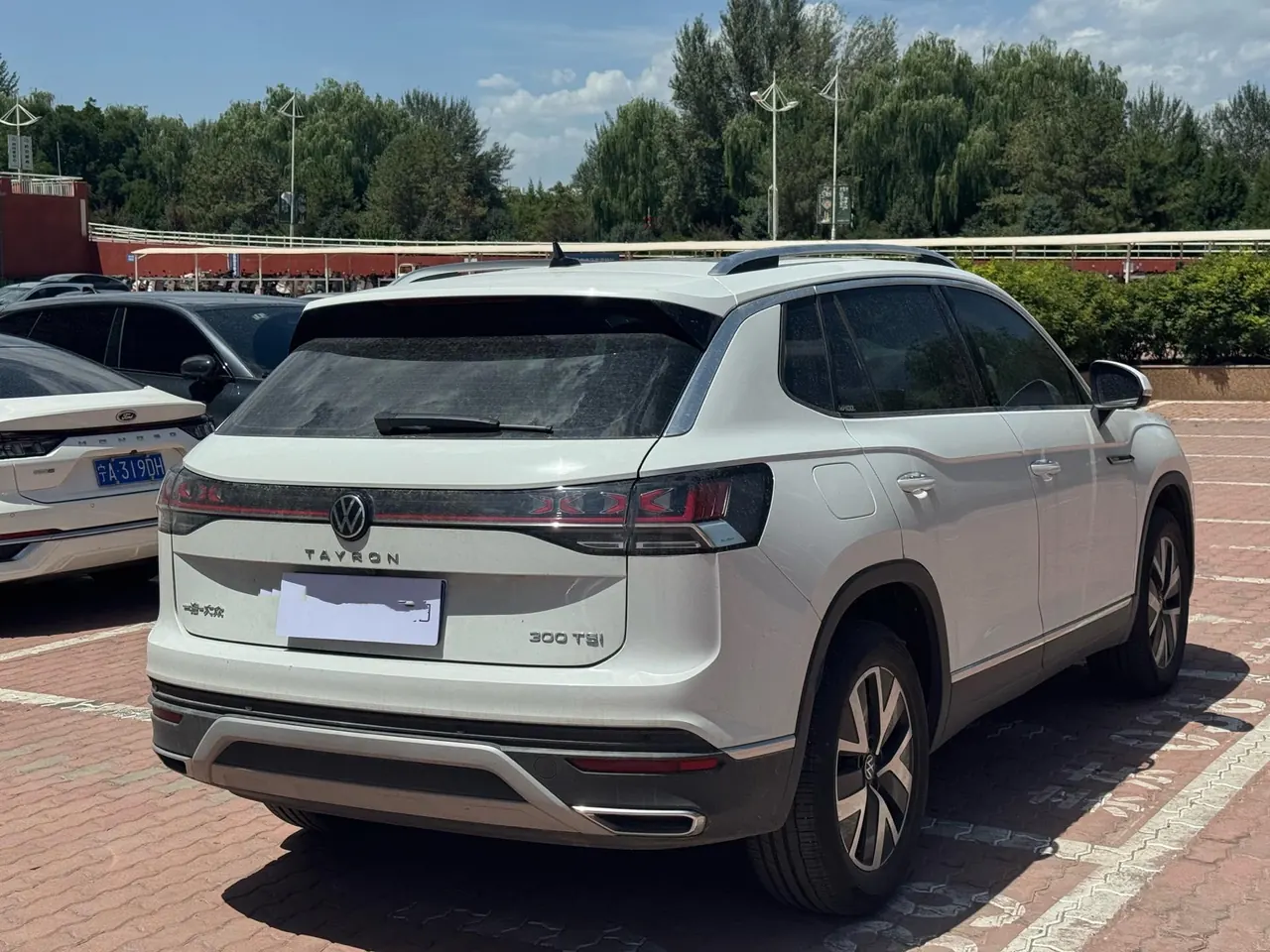 Volkswagen 2024 Tanyue 1.5TSI 300TSI Two-Drive Luxury Plus Advanced Edition Automatic Gear 3