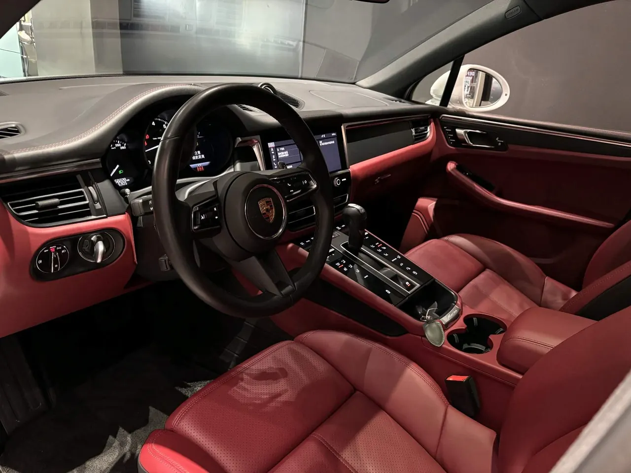 Porsche Macan (Imported) 2022 Macan 2.0T Automatic Gear 9