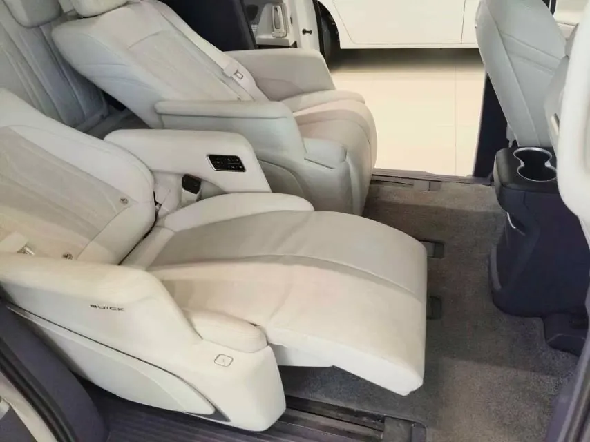 Buick 2026 GL8 ES Lu Zun 48V 2.0T Luxury Edition Automatic Gear 2